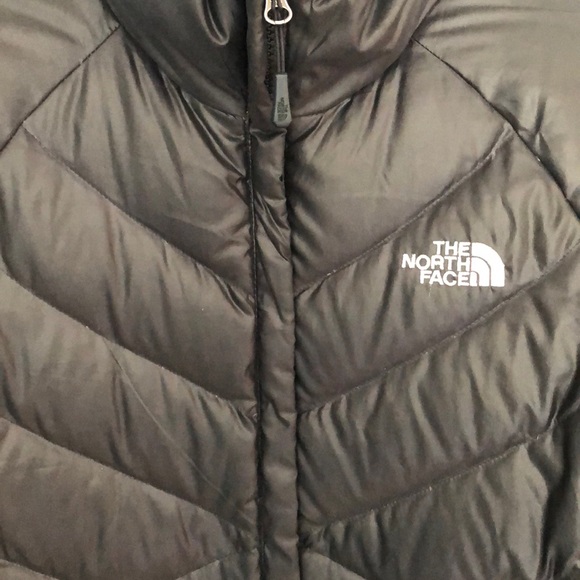 North face ski jacket - Picture 2 of 3